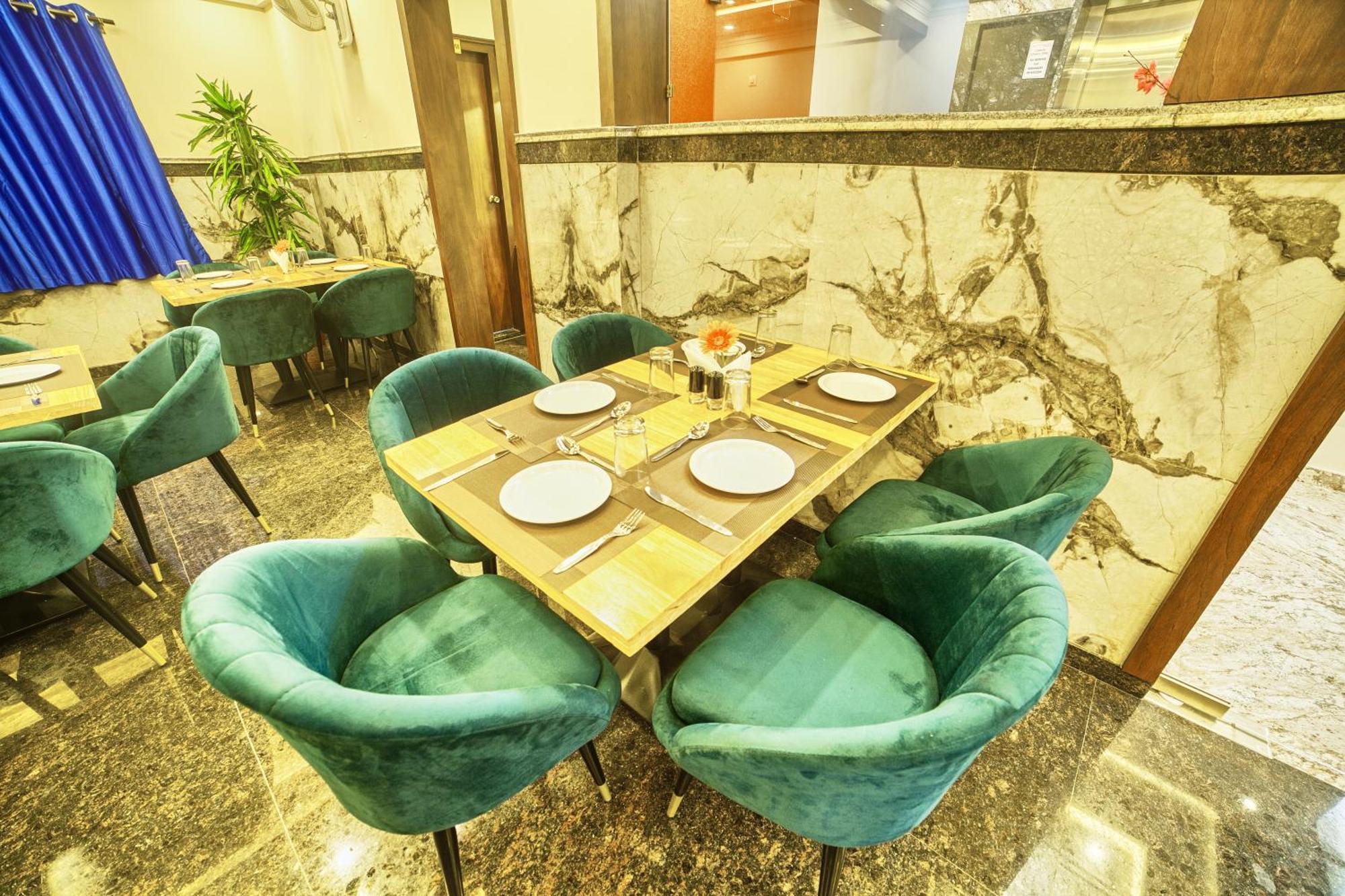 Sm Royal Stay Hotel - Near Bangalore International Airport Devanahalli ภายนอก รูปภาพ